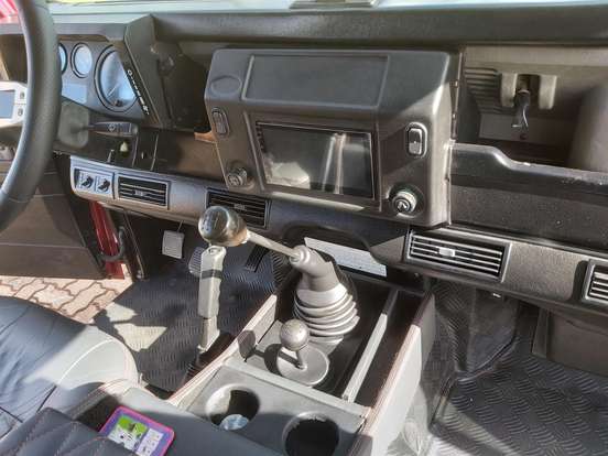 LAND ROVER-DEFENDER-2.5 HIGH CAPACITY 110 4X4 TURBO DIESEL 4P MANUAL LAND ROVER-DEFENDER-2000