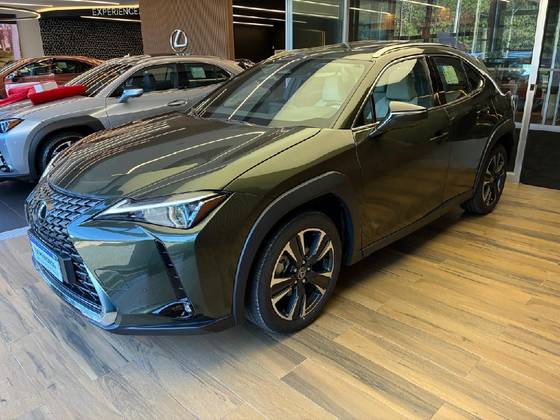 LEXUS UX 300h 2.0 VVT-I HYBRID CVT