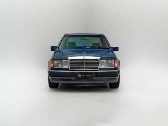 MERCEDES-BENZ-230 E-2.3 8V GASOLINA 4P AUTOMÁTICO MERCEDES-BENZ-230 E-1990