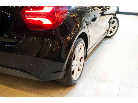 MERCEDES-BENZ-A 200-1.6 TURBO 16V FLEX 4P AUTOMÁTICO MERCEDES-BENZ-A 200-2016