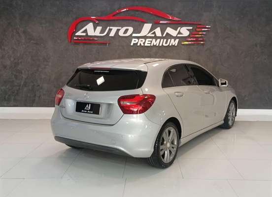 MERCEDES-BENZ-A 200-2016