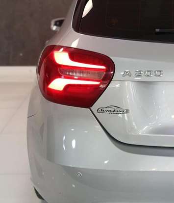 MERCEDES-BENZ-A 200-2016