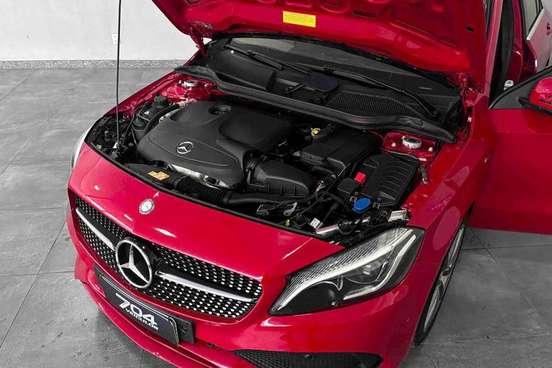 MERCEDES-BENZ-A 250-2017