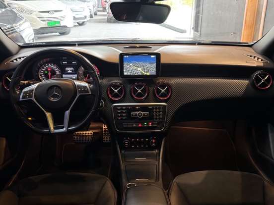 MERCEDES-BENZ-A 250-2014