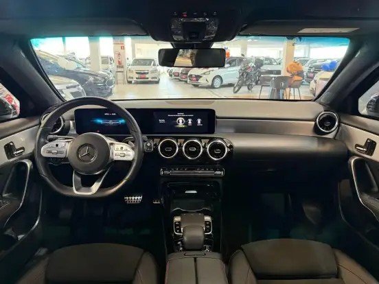 MERCEDES-BENZ-A 35 AMG-2020