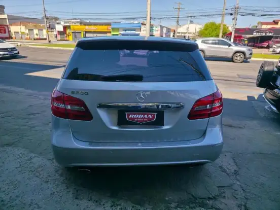 MERCEDES-BENZ-B 200-2012