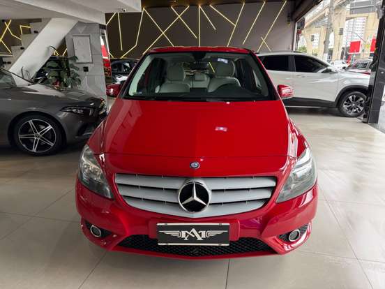 MERCEDES-BENZ-B 200-1.6 SPORT TURBO GASOLINA 4P AUTOMÁTICO MERCEDES-BENZ-B 200-2013