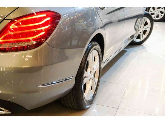 MERCEDES-BENZ-C 180-1.6 CGI AVANTGARDE 16V TURBO GASOLINA 4P AUTOMÁTICO MERCEDES-BENZ-C 180-2015