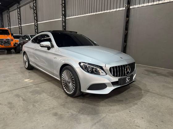 MERCEDES-BENZ C 180 1.6 CGI GASOLINA AVANTGARDE COUPÉ 9G-TRONIC