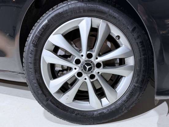 MERCEDES-BENZ-C 200-2019