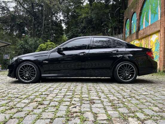 MERCEDES-BENZ-C 250-1.8 CGI SPORT 16V GASOLINA 4P AUTOMÁTICO MERCEDES-BENZ-C 250-2014