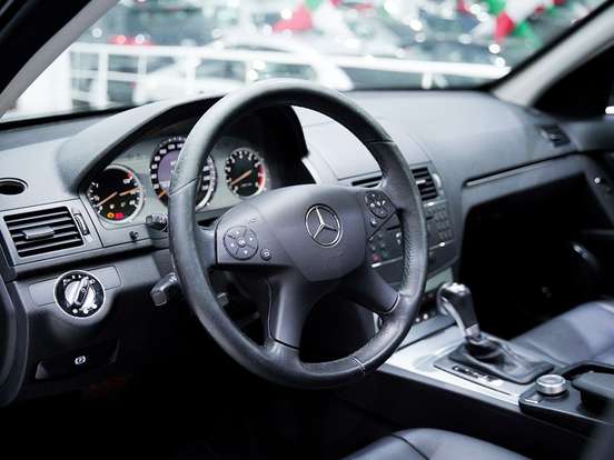 MERCEDES-BENZ-C 280-3.0 AVANTGARDE V6 GASOLINA 4P AUTOMÁTICO MERCEDES-BENZ-C 280-2007