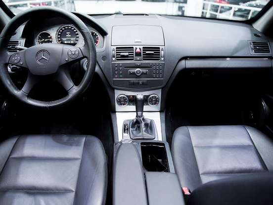 MERCEDES-BENZ-C 280-3.0 AVANTGARDE V6 GASOLINA 4P AUTOMÁTICO MERCEDES-BENZ-C 280-2007