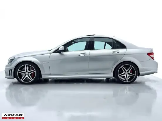 MERCEDES-BENZ-C 63 AMG-6.2 V8 GASOLINA 7G-TRONIC MERCEDES-BENZ-C 63 AMG-2008