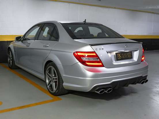MERCEDES-BENZ-C 63 AMG-2011