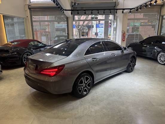 MERCEDES-BENZ-CLA 180-1.6 CGI GASOLINA 7G-DCT MERCEDES-BENZ-CLA 180-2018