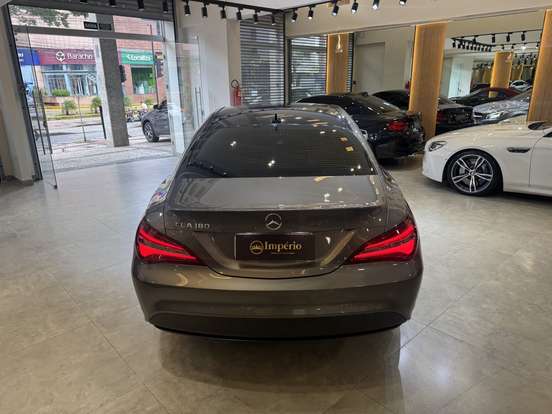 MERCEDES-BENZ-CLA 180-2018