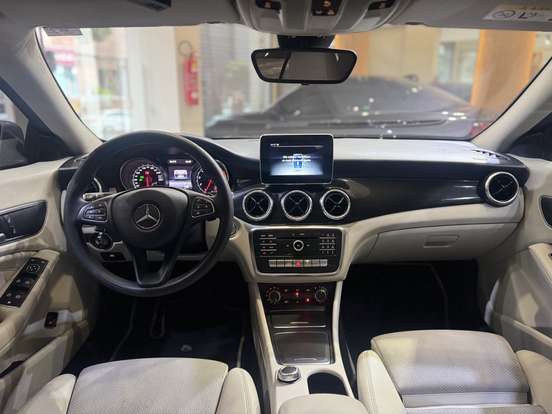 MERCEDES-BENZ-CLA 180-1.6 CGI GASOLINA 7G-DCT MERCEDES-BENZ-CLA 180-2018