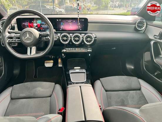 MERCEDES-BENZ-CLA 200-2024