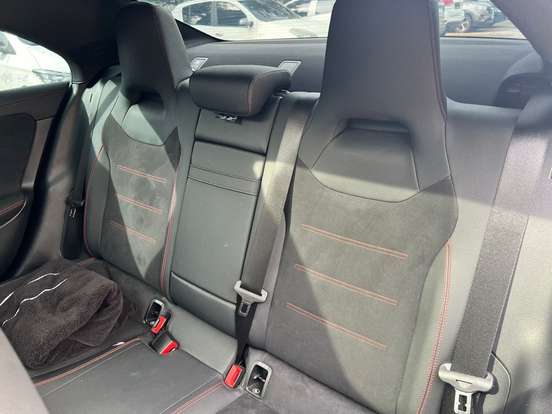 MERCEDES-BENZ-CLA 200-2024