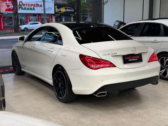 MERCEDES-BENZ-CLA 200-2015