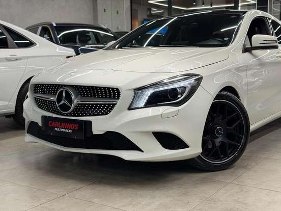MERCEDES-BENZ-CLA 200-2015