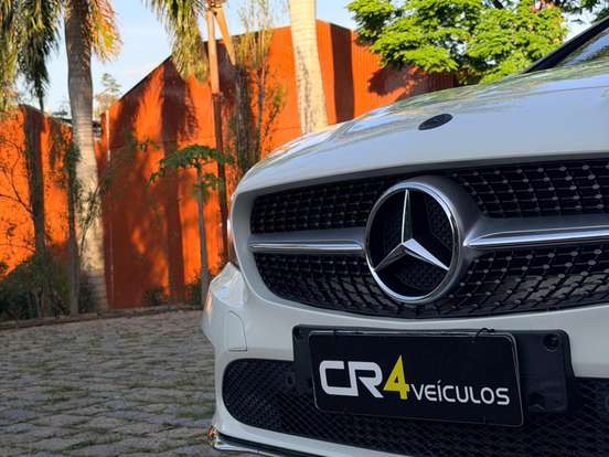 MERCEDES-BENZ-CLA 200-1.6 URBAN 16V FLEX 4P AUTOMÁTICO MERCEDES-BENZ-CLA 200-2016