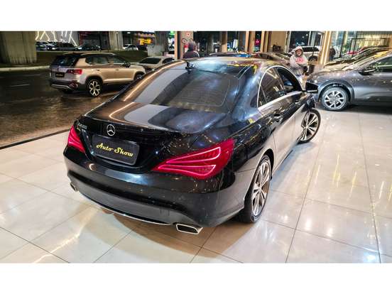MERCEDES-BENZ-CLA 200-2014