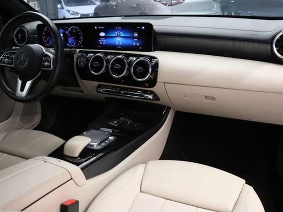MERCEDES-BENZ-CLA 250-2.0 CGI GASOLINA 7G-DCT MERCEDES-BENZ-CLA 250-2020