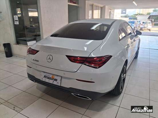 MERCEDES-BENZ-CLA 250-2.0 CGI GASOLINA 7G-DCT MERCEDES-BENZ-CLA 250-2021