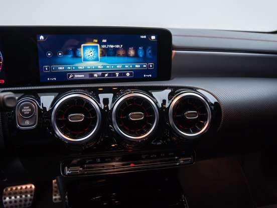 MERCEDES-BENZ-CLA 35 AMG-2.0 CGI GASOLINA 4MATIC 7G-DCT MERCEDES-BENZ-CLA 35 AMG-2021