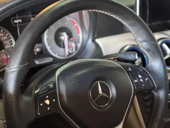 MERCEDES-BENZ-CLASSE A-1.6 200 TURBO STYLE GASOLINA 4P AUTOMATIZADO MERCEDES-BENZ-CLASSE A-2013