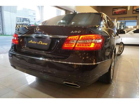 MERCEDES-BENZ-E 250-1.8 CGI AVANTGARDE 16V GASOLINA 4P AUTOMÁTICO MERCEDES-BENZ-E 250-2012