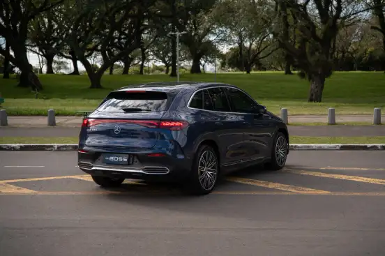 MERCEDES-BENZ-EQE 300 SUV-2023