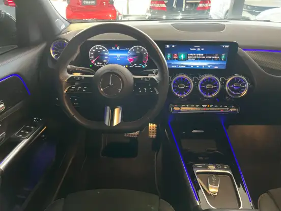 MERCEDES-BENZ-GLA 200-1.3 MHEV AMG LINE 7G-DCT MERCEDES-BENZ-GLA 200-2025