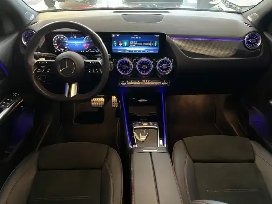 MERCEDES-BENZ-GLA 200-1.3 MHEV AMG LINE 7G-DCT MERCEDES-BENZ-GLA 200-2025