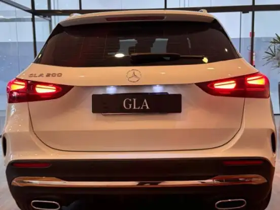 MERCEDES-BENZ-GLA 200-1.3 MHEV AMG LINE 7G-DCT MERCEDES-BENZ-GLA 200-2024