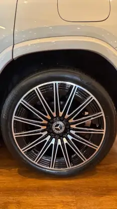 MERCEDES-BENZ-GLA 200-2024