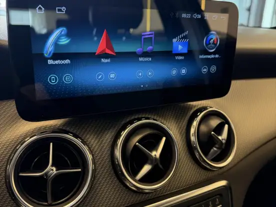 MERCEDES-BENZ-GLA 200-1.6 CGI STYLE 16V TURBO FLEX 4P AUTOMÁTICO MERCEDES-BENZ-GLA 200-2015