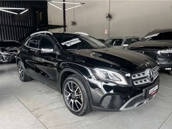 MERCEDES-BENZ-GLA 200-1.6 CGI FLEX ADVANCE 7G-DCT MERCEDES-BENZ-GLA 200-2019