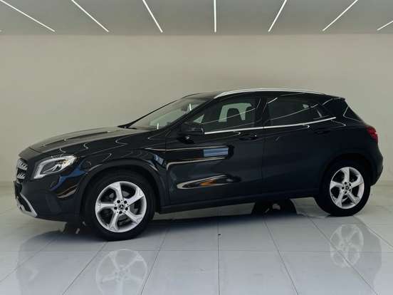 MERCEDES-BENZ-GLA 200-1.6 CGI FLEX STYLE 7G-DCT MERCEDES-BENZ-GLA 200-2017