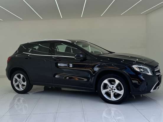 MERCEDES-BENZ-GLA 200-1.6 CGI FLEX STYLE 7G-DCT MERCEDES-BENZ-GLA 200-2017