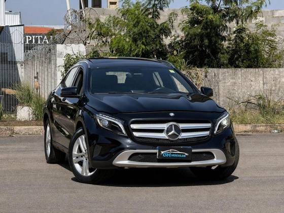 MERCEDES-BENZ GLA 250 2.0 16V TURBO GASOLINA SPORT 4P AUTOMÁTICO