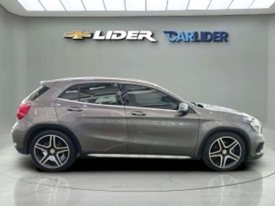 MERCEDES-BENZ-GLA 250-2.0 16V TURBO GASOLINA SPORT 4P AUTOMÁTICO MERCEDES-BENZ-GLA 250-2015