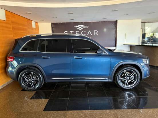 MERCEDES-BENZ-GLB 200-2022