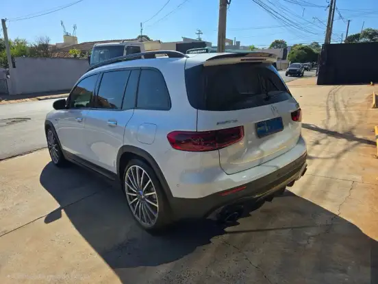 MERCEDES-BENZ-GLB 35 AMG-2.0 MHEV 4MATIC SPEEDSHIFT MERCEDES-BENZ-GLB 35 AMG-2024