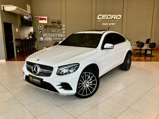 MERCEDES-BENZ GLC 250 2.0 CGI GASOLINA COUPÉ 4MATIC 9G-TRONIC