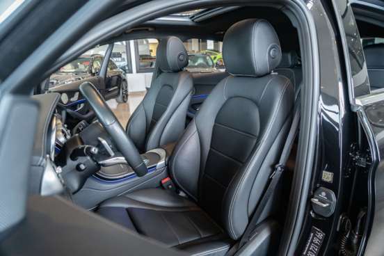 MERCEDES-BENZ-GLC 300-2022