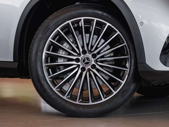MERCEDES-BENZ-GLC 300-2.0 MHEV AMG LINE 4MATIC 9G-TRONIC MERCEDES-BENZ-GLC 300-2025