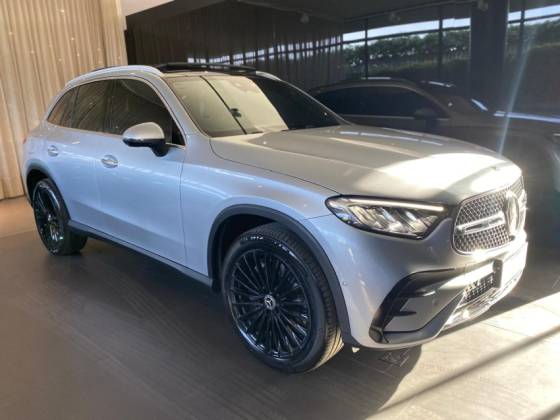 MERCEDES-BENZ GLC 300 2.0 MHEV AMG LINE 4MATIC 9G-TRONIC